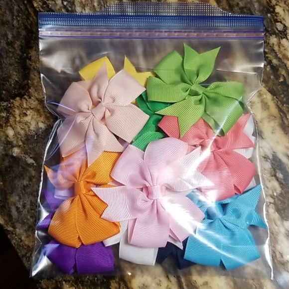 15pc Pinwheel Bows - Picture 4 of 4